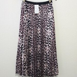 Something Pretty Pleated Animal Print Skirt M